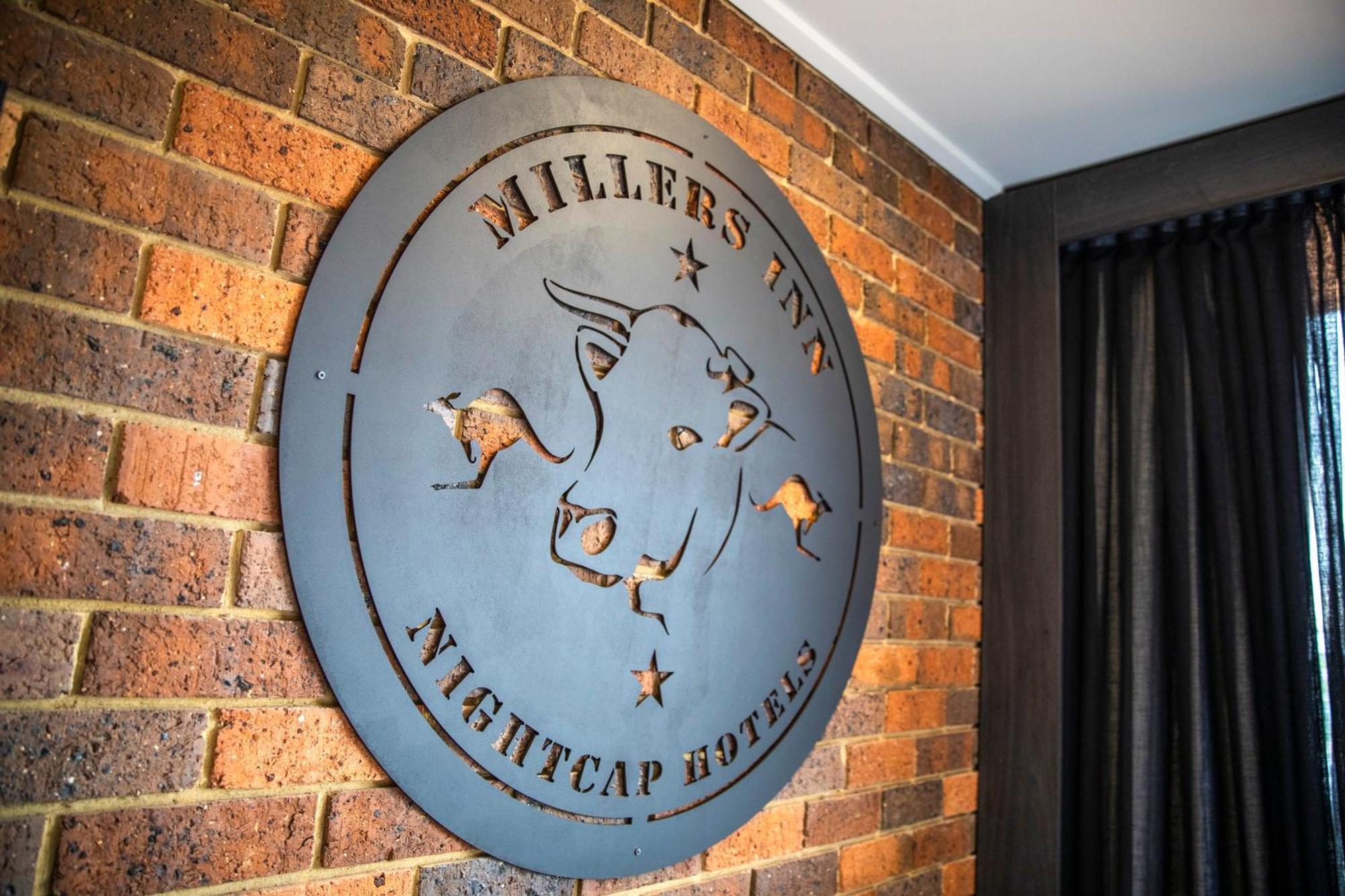 Millers Inn Altona Exterior foto